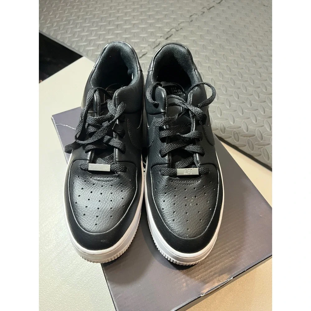 Nike Air Force 1 Sage Low Womens 11 Black Platform Sneakers AR5339-002